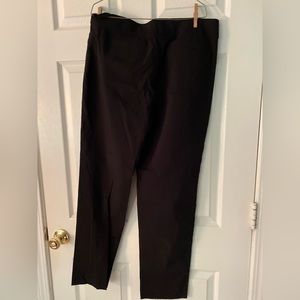 Women Croft and Barrow Size 10 Dress Slacks.